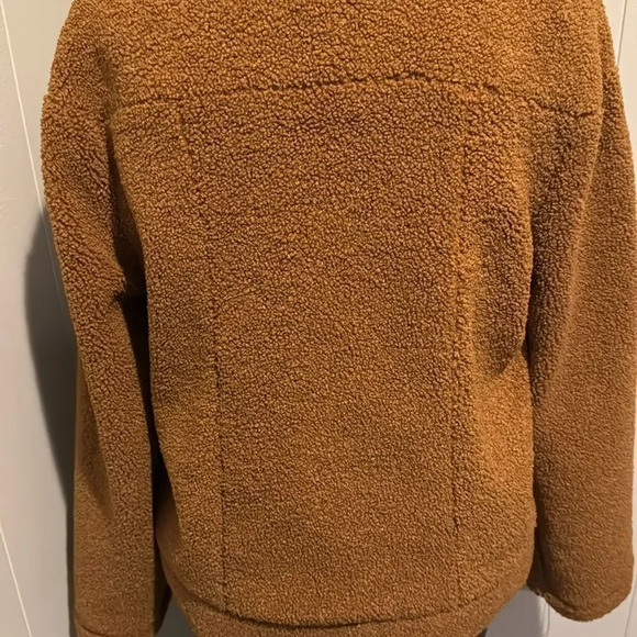 Max Studio caramel teddy faux fleece button front spread collar jacket. NWT. Sm - Picture 10 of 11